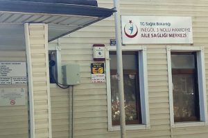 Bursa'da kızamık ş&uuml;phesiyle boşaltılan sağlık ocağıyla ilgili a&ccedil;ıklama
