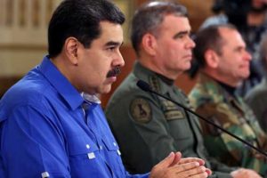 Maduro: Bu darbe girişimi cezasız kalmayacak