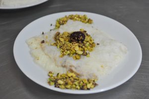 Bursa'da ramazan tatlılarının baş tacı g&uuml;lla&ccedil; bu yıl da sofraları s&uuml;sleyecek