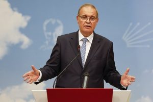 CHP'li &Ouml;ztrak: YPG ile g&ouml;r&uuml;şmeler yapıyorlar