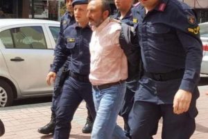 Adres sordu, dehşeti yaşadı! "Bulamayacaksın, gel g&ouml;t&uuml;reyim" yalanıyla...