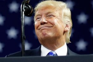 Trump Kongre'den 4,5 milyar dolar talep etti