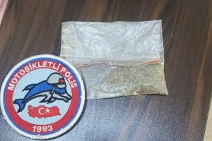 Bursa'da uyuşturucu operasyonu: 4 g&ouml;zaltı