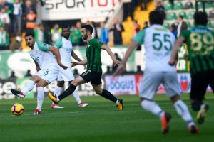 S&uuml;per Lig'de k&uuml;mede kalma yarışı kıran kırana