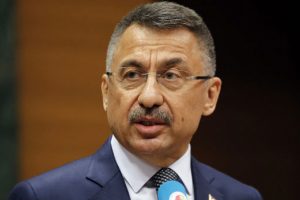 Fuat Oktay, gen&ccedil; diplomat adaylarıyla bir araya geldi