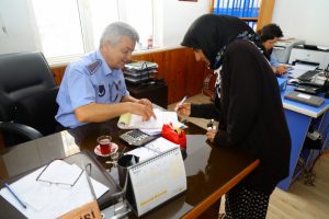 Zabıta dilencilere ge&ccedil;it vermedi!