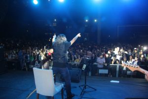 &Uuml;niversiteliler Savaş Korkmaz konseriyle coştu