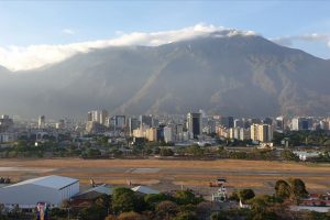 Venezuela'da sokağın tansiyonu şimdilik d&uuml;şt&uuml;