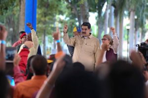 Maduro'dan sert a&ccedil;ıklama: Kesilmesi gereken kafaları keseceğiz