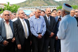 Buse i&ccedil;in 100'&uuml;nc&uuml; g&uuml;nde gıyabi cenaze namazı
