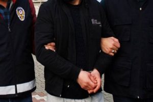 Sarallar su&ccedil; &ouml;rg&uuml;t&uuml;ne operasyon: 19 g&ouml;zaltı