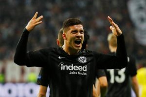 Yılın transfer bombası patladı! Luka Jovic 60 milyon Euro'ya Real Madrid'de!