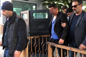 Bursa'da alkoll&uuml; eğlence mekanında polisler varken pompalıyla ateş a&ccedil;tılar