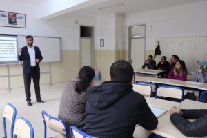 &Ouml;ğretmen akademi seminerleri sona erdi