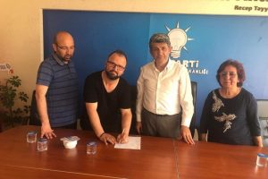Bursa'da Saadet'ten istifa edip AK Parti'ye katıldı