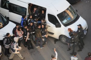İzinsiz a&ccedil;ıklamaya m&uuml;dahale: 27 g&ouml;zaltı