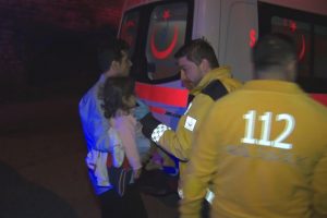 İstanbul'da bir binanın tabanı &ccedil;&ouml;kt&uuml;: Yaralılar var