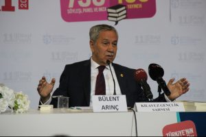 B&uuml;lent Arın&ccedil;: "AK Parti'de d&uuml;şecek bir &ccedil;ınar yaprağına bile tahamm&uuml;l&uuml;m&uuml;z yok"