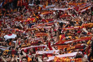 Galatasaray'dan 51 bin 578 kişiyle rekor