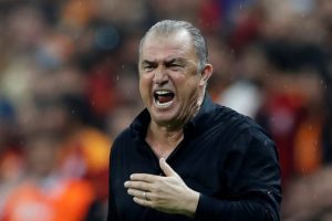Fatih Terim: Kaybettiğinizde değil, vazge&ccedil;tiğinizde yenilirsiniz