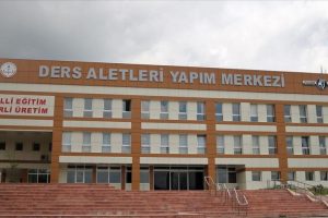 MEB'den ders gere&ccedil;lerine 'yerli ve milli' damga