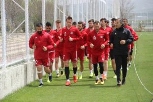 Sivasspor, G&ouml;ztepe hazırlıklarına başladı