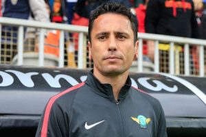 Akhisarspor'da Ery&uuml;ksel'e tepki, Kav&ccedil;ak'a alkış