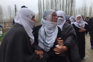 Furkan'ın annesinin ağıtları y&uuml;rek dağladı