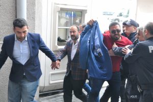 Şehit cenazesinde g&ouml;zaltına alınan 30 ş&uuml;pheli, adliyeye sevk edildi