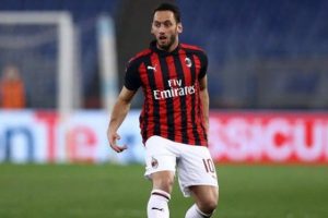 Hakan &Ccedil;alhanoğlu'nun Milan macerası sezon sonunda bitebilir