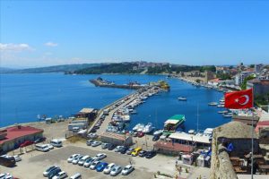En uzun oru&ccedil; Sinop'ta tutuluyor