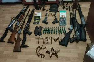 Ağrı'da ter&ouml;r operasyonu: 11 g&ouml;zaltı