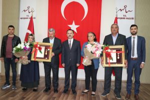 Nevşehir'de şehit ailelerine Devlet &Ouml;v&uuml;n&ccedil; Madalyası