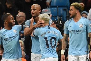 Manchester City'yi kaptanı kurtardı! Şampiyonluk son ma&ccedil;a kaldı...
