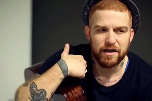 Athena G&ouml;khan'dan İmamoğlu paylaşımı: Atat&uuml;rk'ten sonraki sancağı eline almıştır