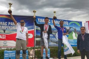Bursa İneg&ouml;l Belediyespor Dostum Takımı yine kupalarla d&ouml;nd&uuml;