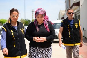 Kumasını bı&ccedil;aklayarak &ouml;ld&uuml;ren Song&uuml;l tutuklandı