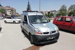 Bursa İneg&ouml;l'de trafik kazası: 1 yaralı
