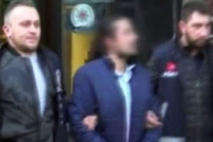Metroda baş&ouml;rt&uuml;l&uuml; kadına hakaret davasında karar!