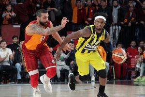 Potada Fenerbah&ccedil;e, Galatasaray'ı konuk edecek