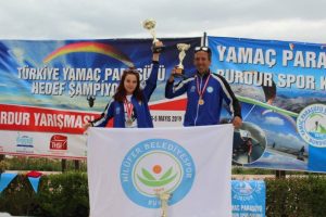 Bursa Nil&uuml;ferli yama&ccedil; paraş&uuml;t&ccedil;&uuml;leri hedefe atladı
