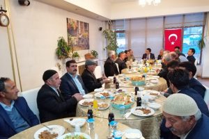 Kaymakam Dundar, şehit aileleri ve gazilerle iftar a&ccedil;tı