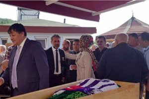 &Uuml;nl&uuml; oyuncu Yurdaer Okur'un acı g&uuml;n&uuml;