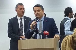 Bekir Pakdemirli gazi ve şehit yakınlarıyla iftarda buluştu