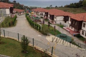 Yurttan kaybolan 4 kız &ccedil;ocuğundan 3'&uuml; bulundu