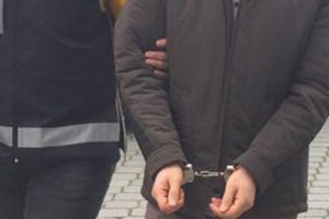 FET&Ouml; operasyonu: Aralarında muvazzafların da olduğu 15 g&ouml;zaltı