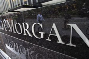 JPMorgan &Ccedil;inli fon y&ouml;netim şirketinin kontrol hisselerini alıyor