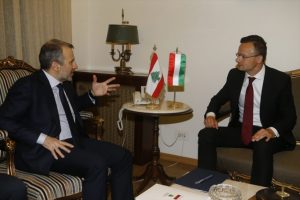L&uuml;bnan ve Macaristan Suriyeli m&uuml;ltecileri g&ouml;r&uuml;şt&uuml;