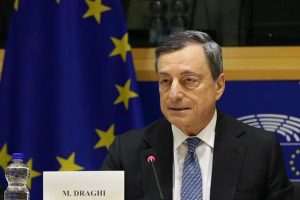 ECB Başkanı Draghi'den Euro b&ouml;lgesi a&ccedil;ıklaması
