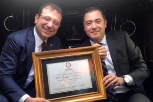 İmamoğlu'nun İBB'deki basın danışmanı Murat Ongun, işten &ccedil;ıkarıldı